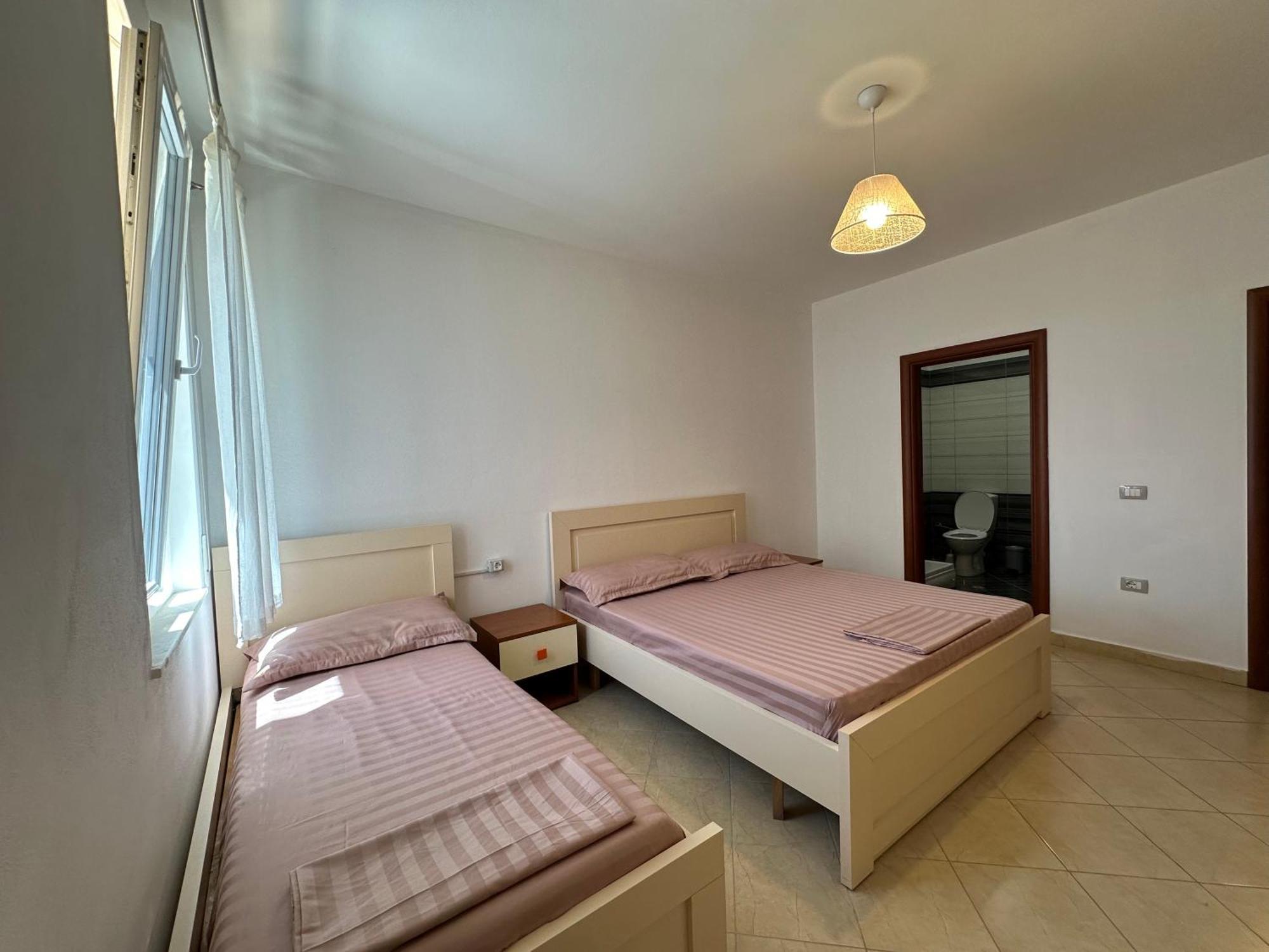 Bella'S Apartments Sakes Phòng bức ảnh