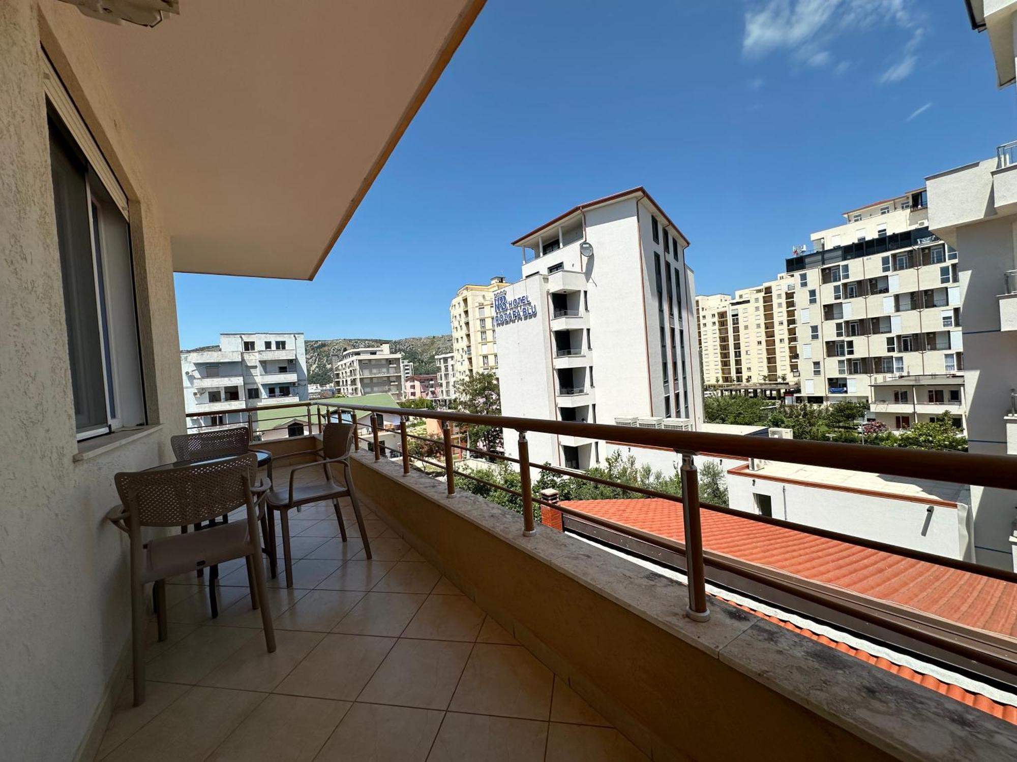 Bella'S Apartments Sakes Phòng bức ảnh